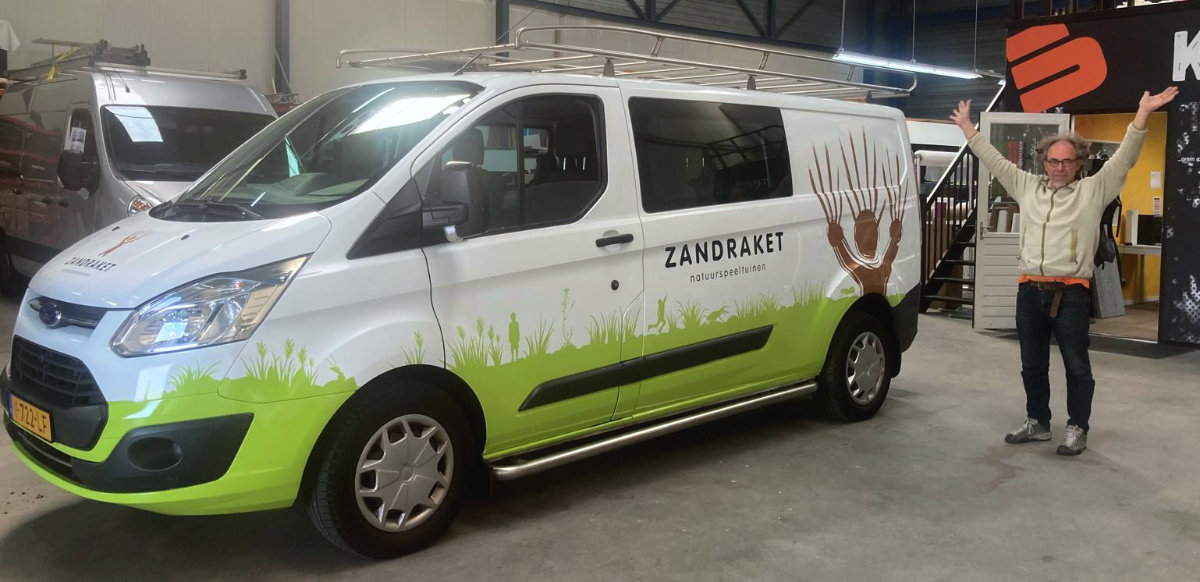 Zandraket-bestickering-bestelbus-02-door Venneker-design